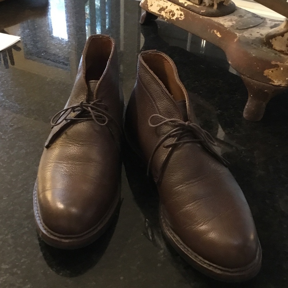 Allen Edmonds Dark Brown Chukka Boots Never Worn